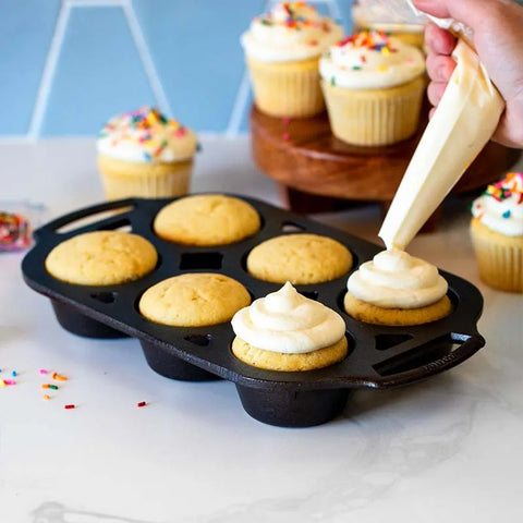 Seasoned Cast Iron Muffin Pan