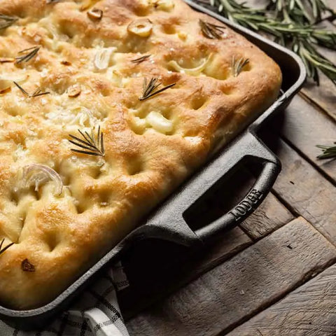 15.5 x 10.5 Inch Seasoned Cast Iron Baking Pan